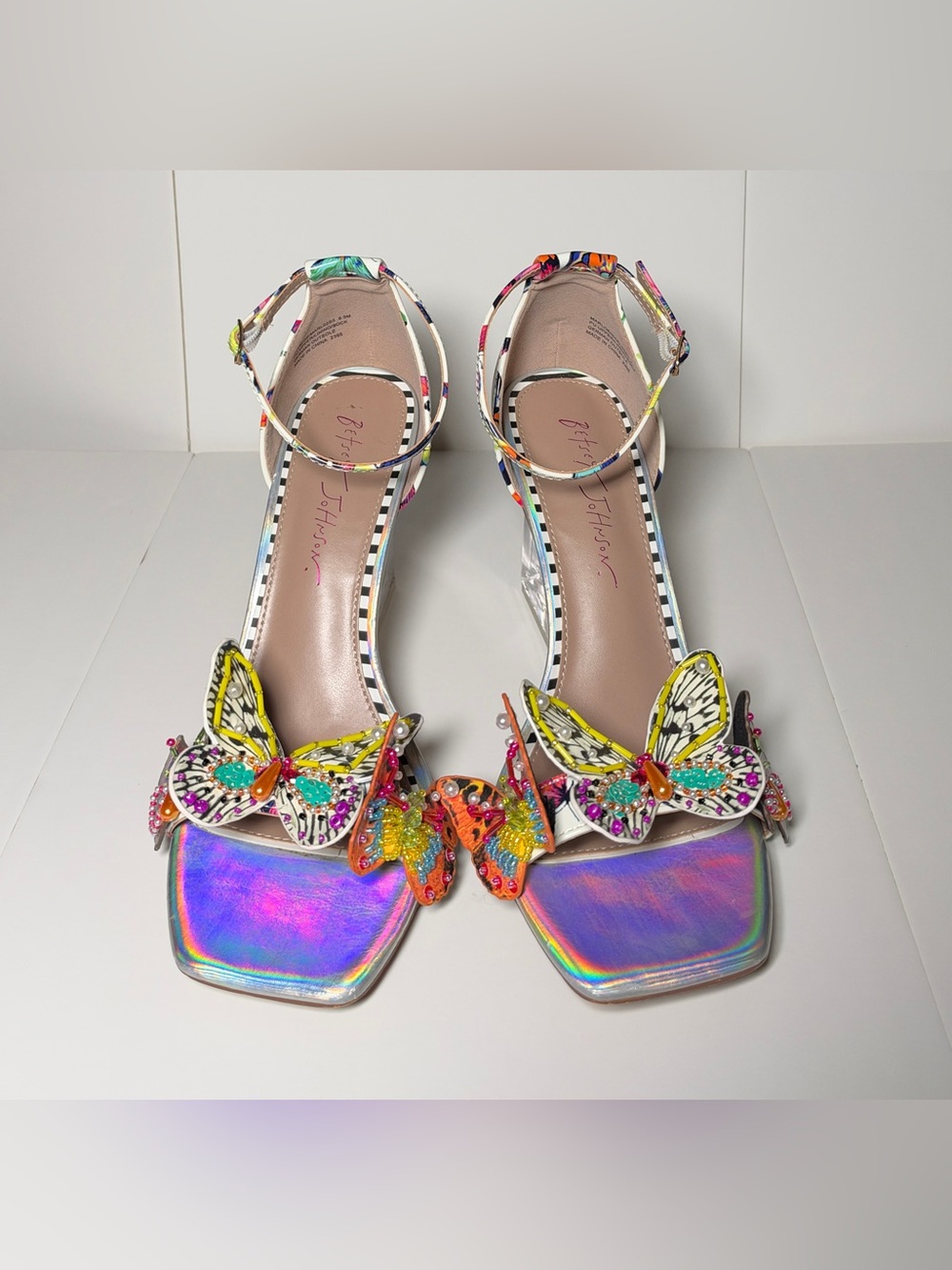 Betsey Johnson Marloe White Beaded Butterfly Clear Heel Holographic Sandal 8.5